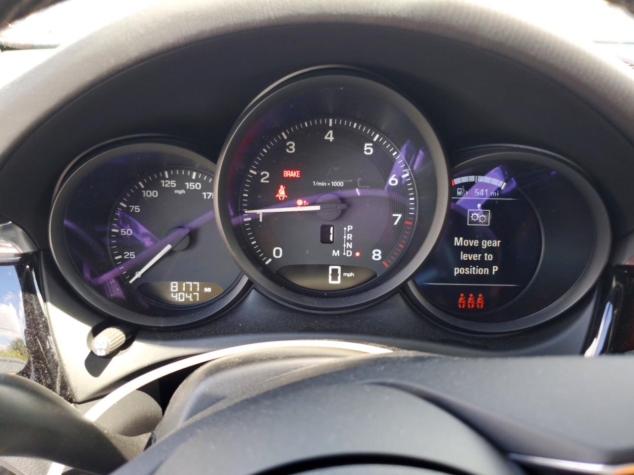 Porsche Macan Base