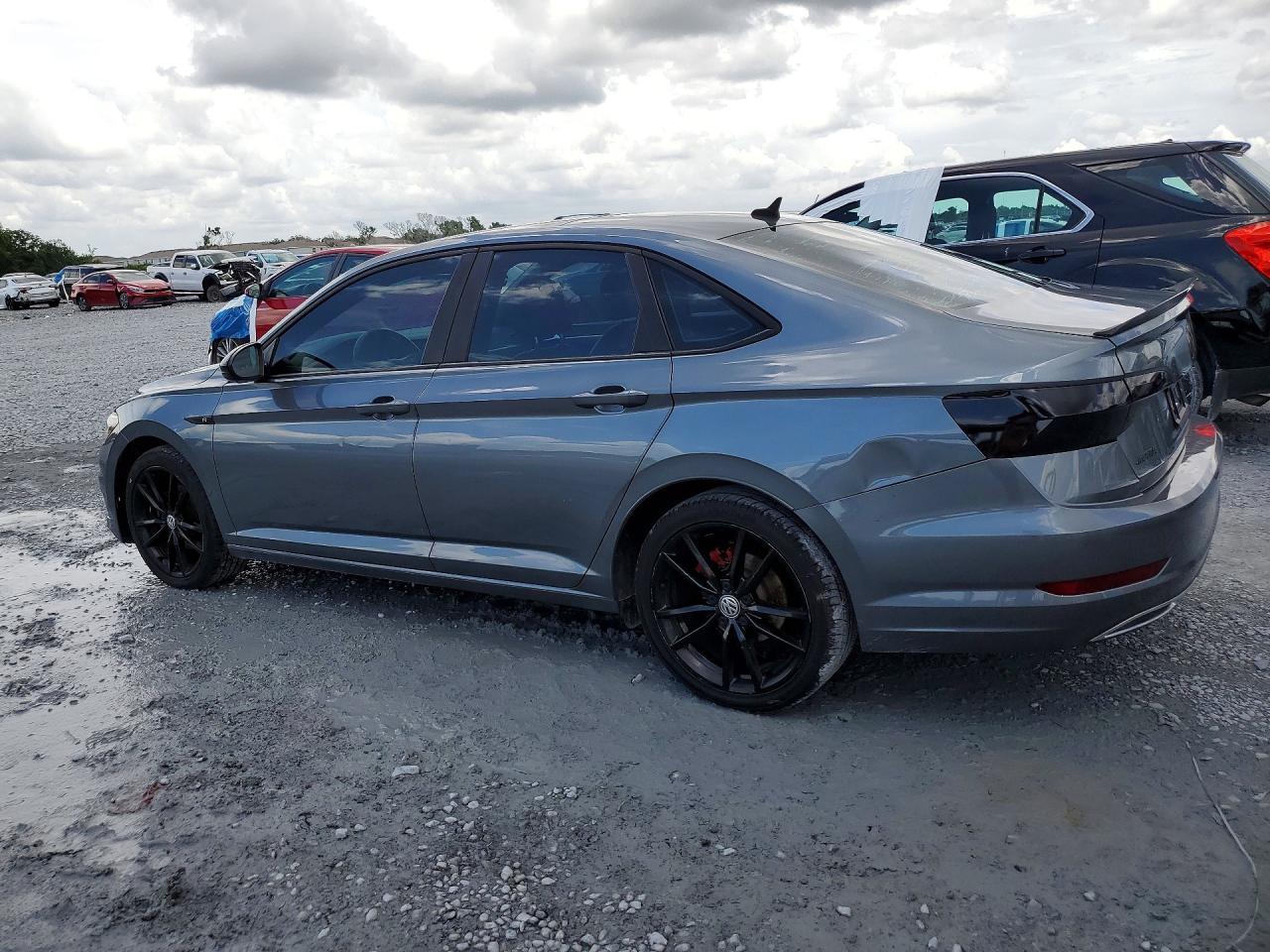 Volkswagen Jetta S