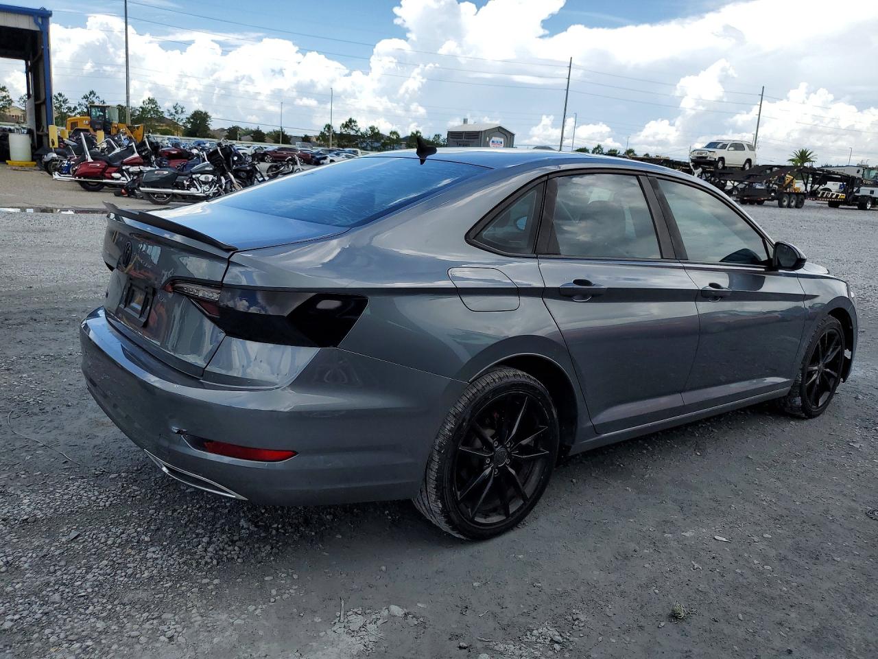 Volkswagen Jetta S