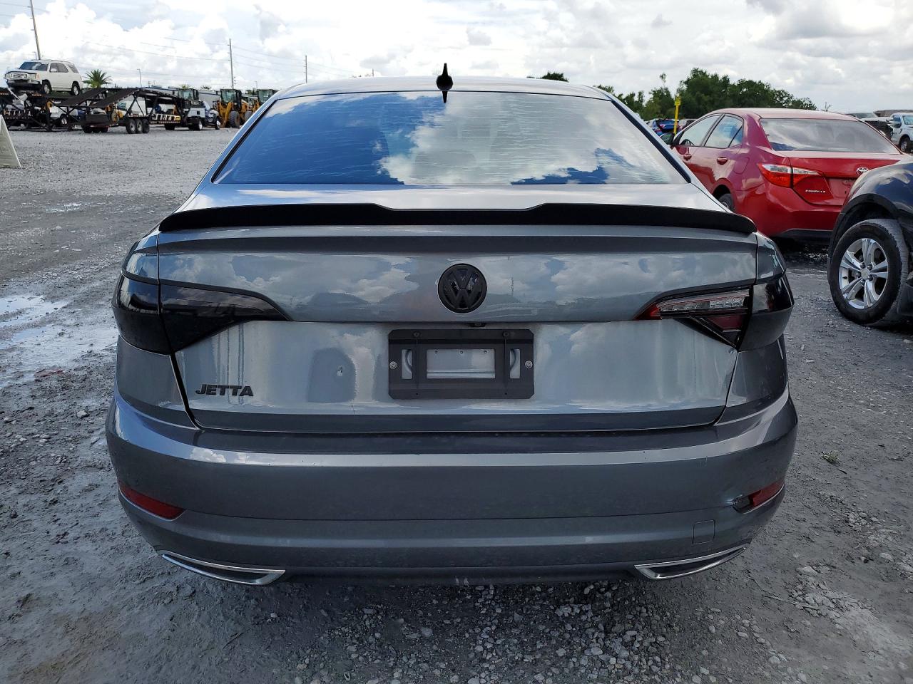 Volkswagen Jetta S