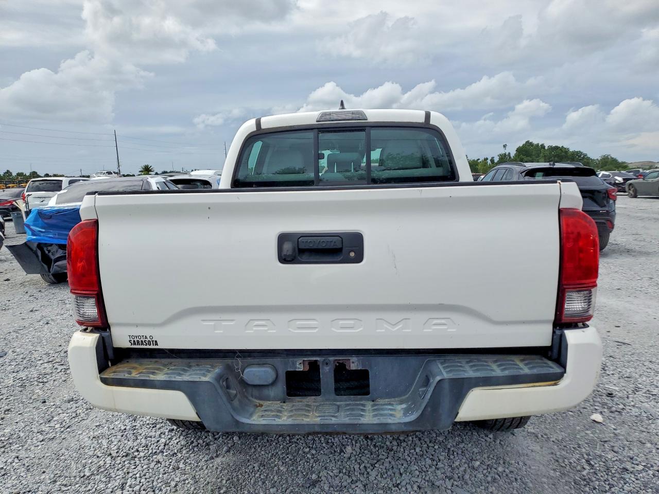 Toyota Tacoma Sr