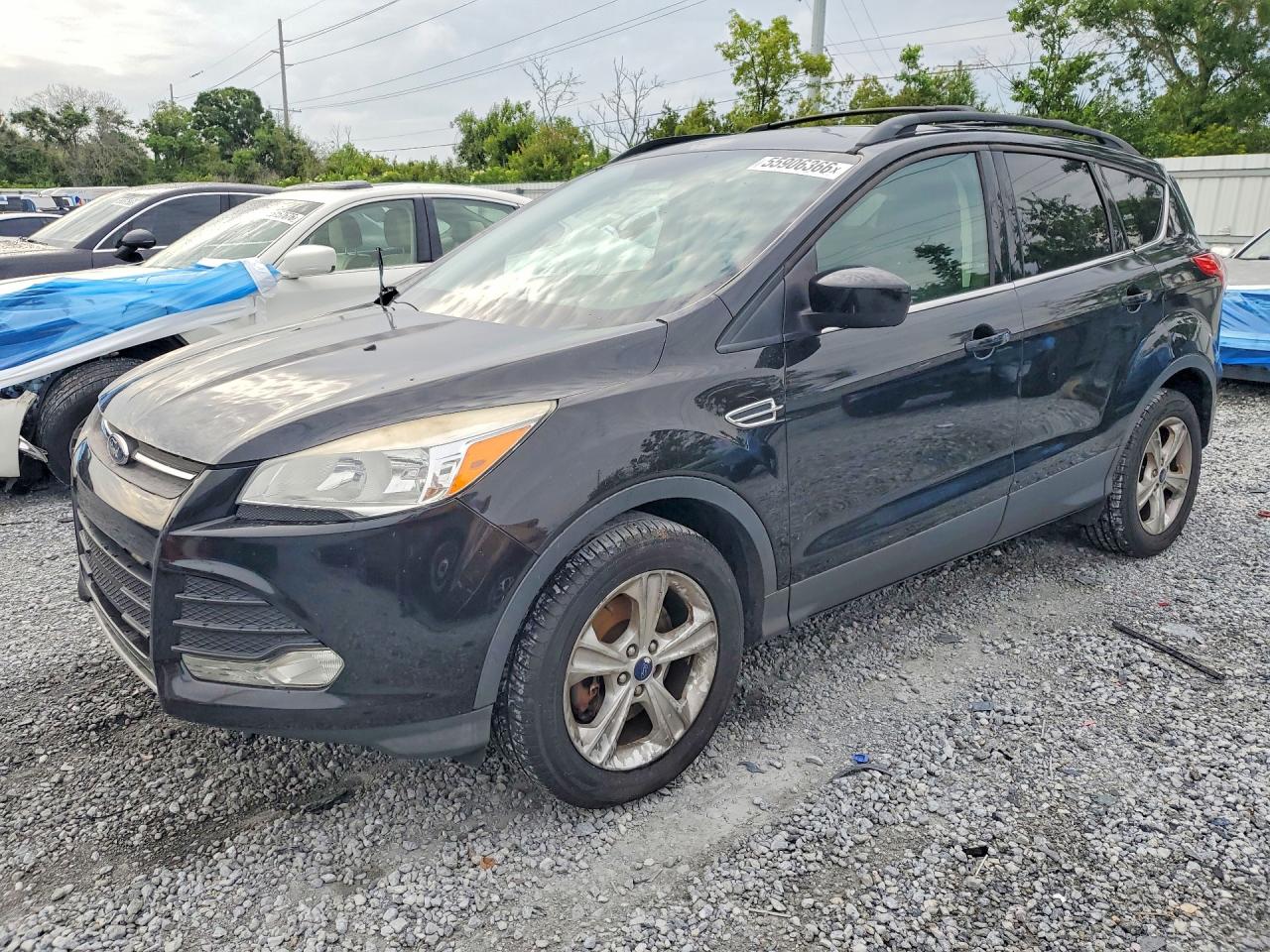 Salvage Ford Escape Image