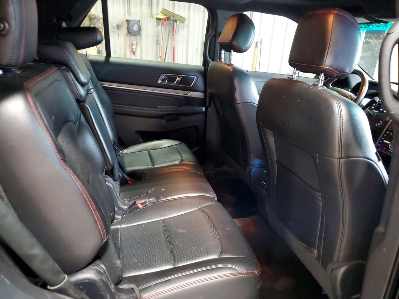 Ford Explorer Sport