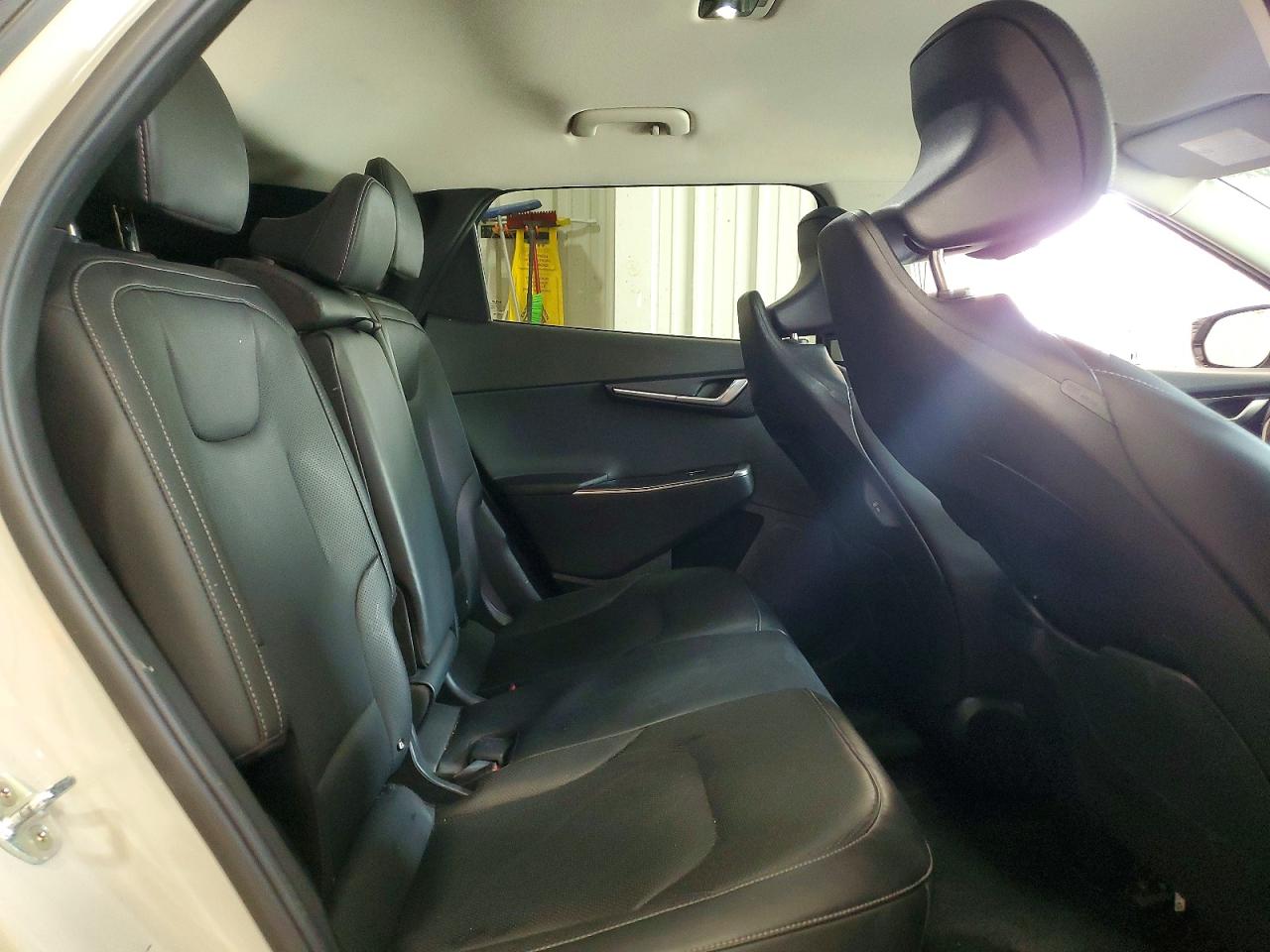 Kia EV6 Wind