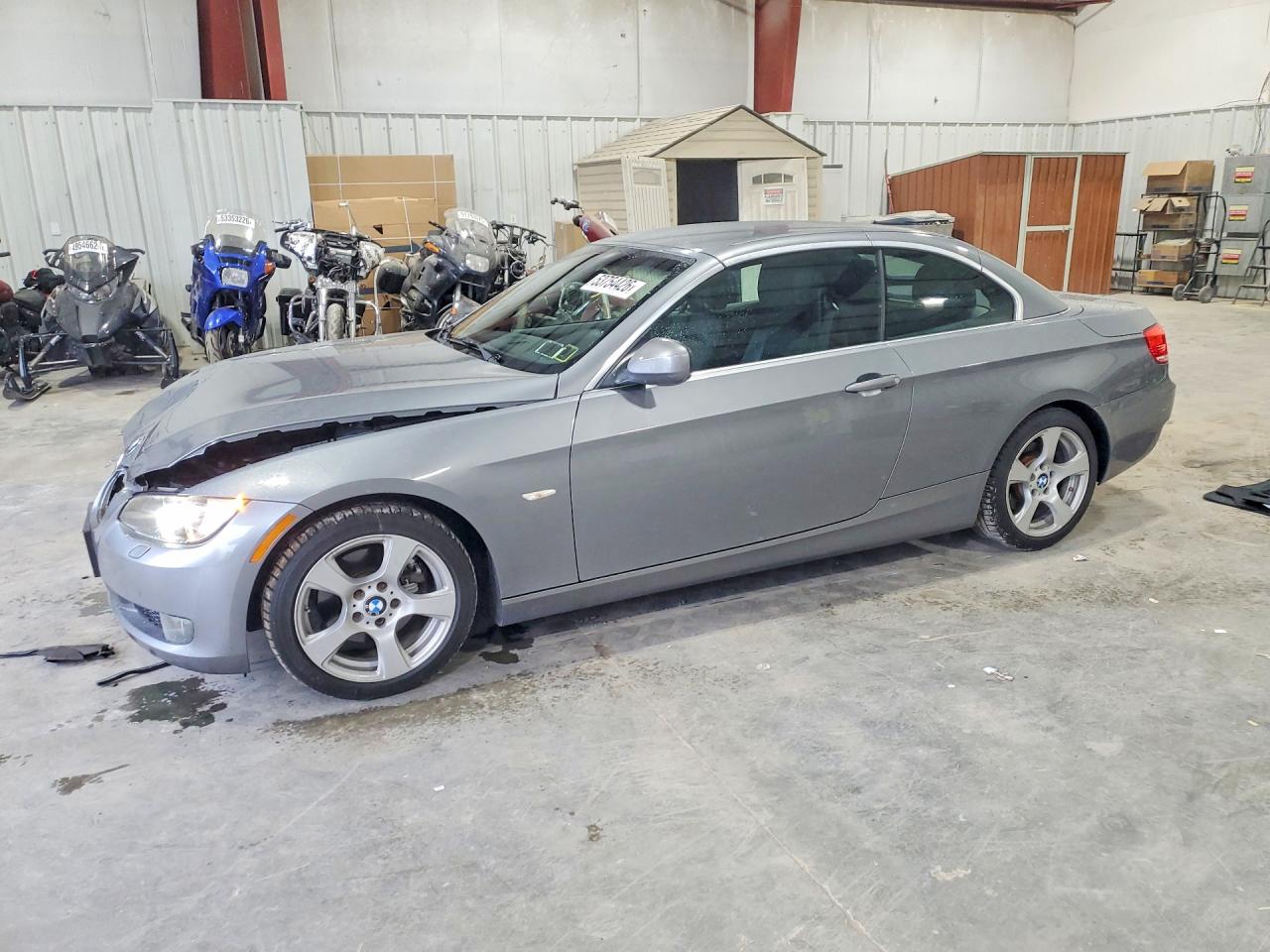 Salvage BMW 3 Series Image