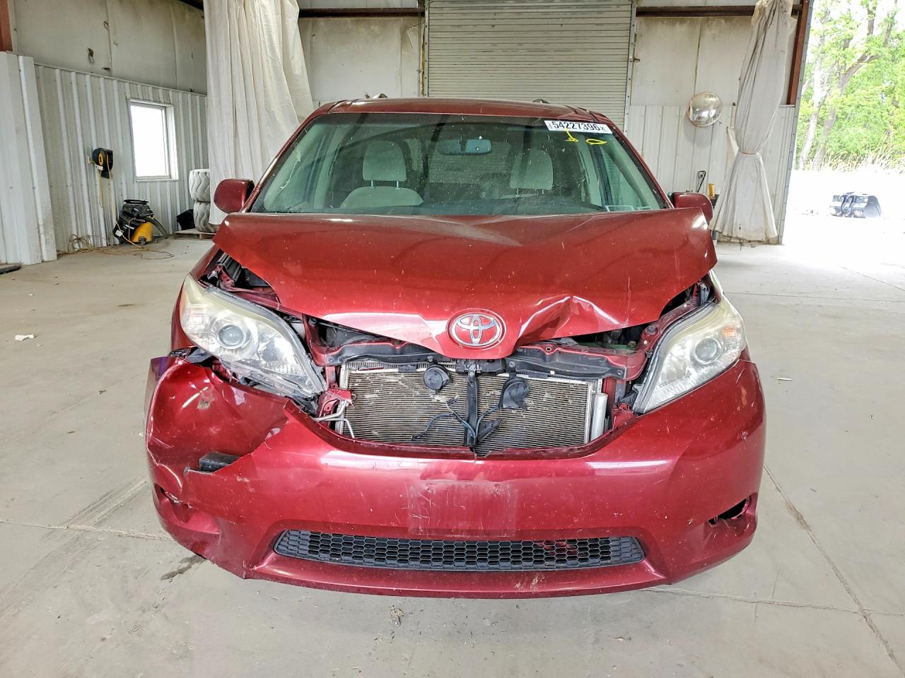 Toyota Sienna Le