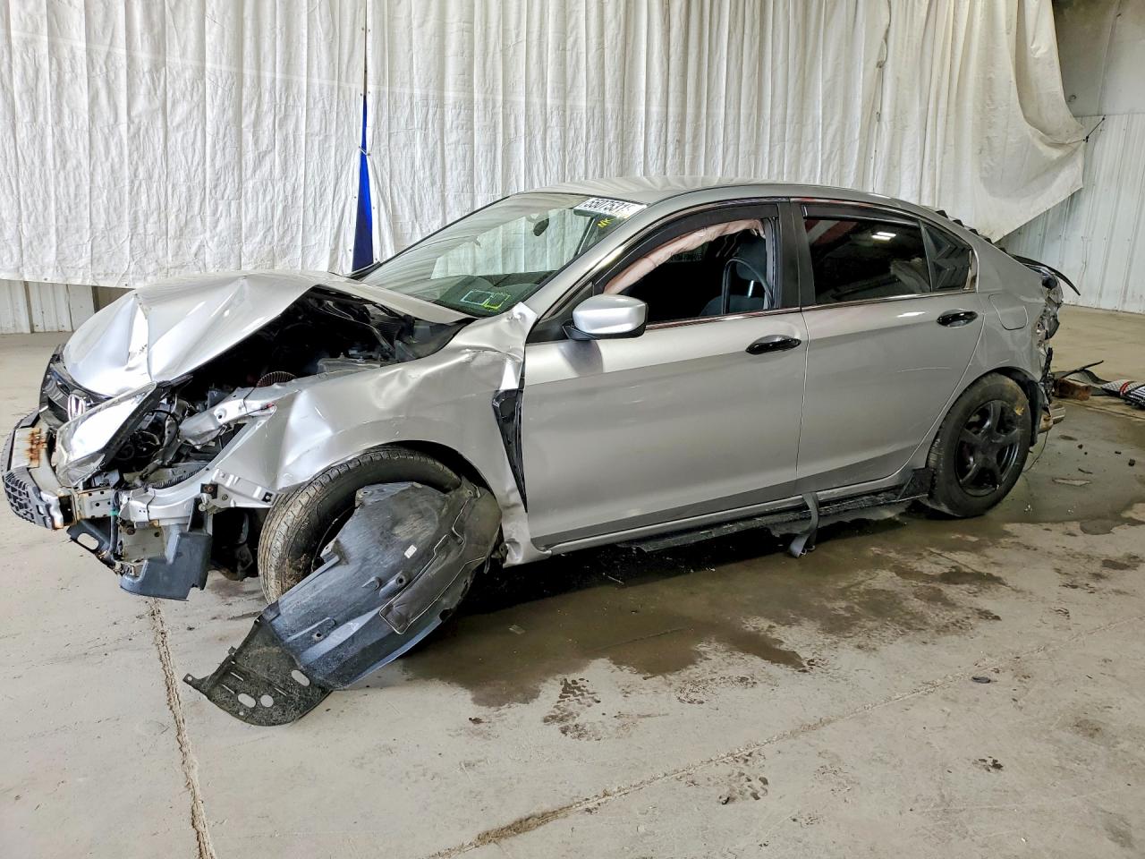 Salvage Honda Accord Image