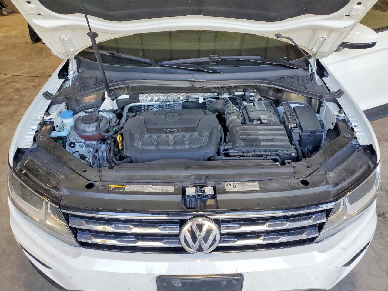 Volkswagen Tiguan S