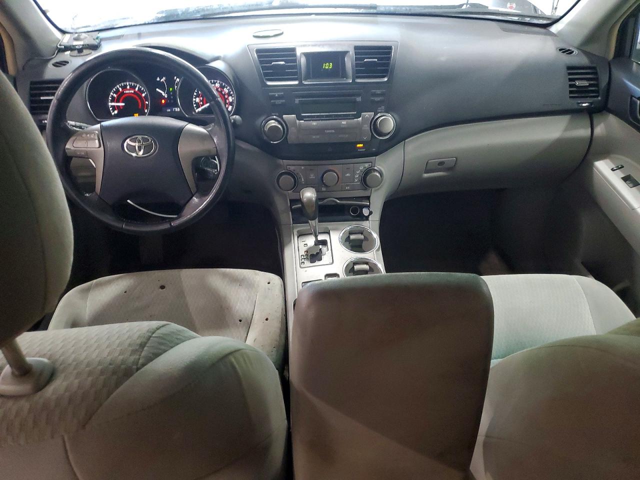Toyota Highlander Base
