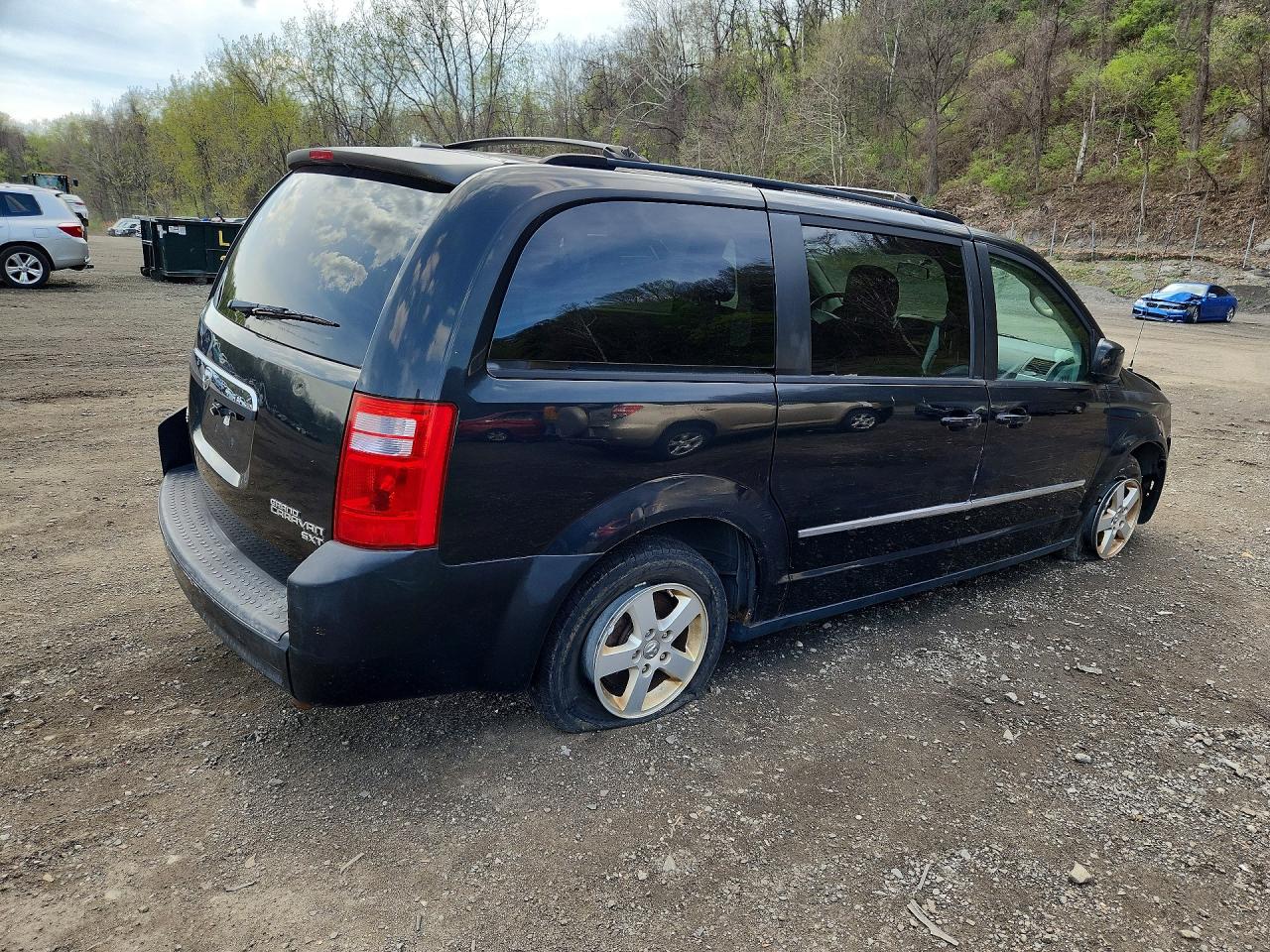 Dodge Caravan