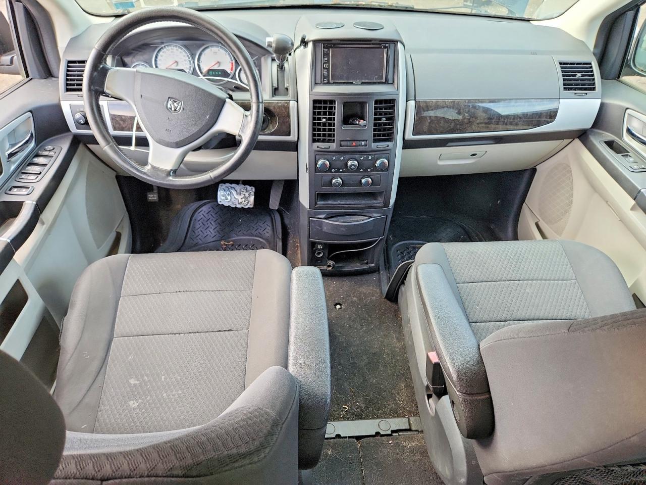 Dodge Caravan