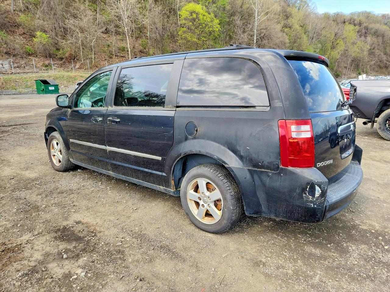 Dodge Caravan
