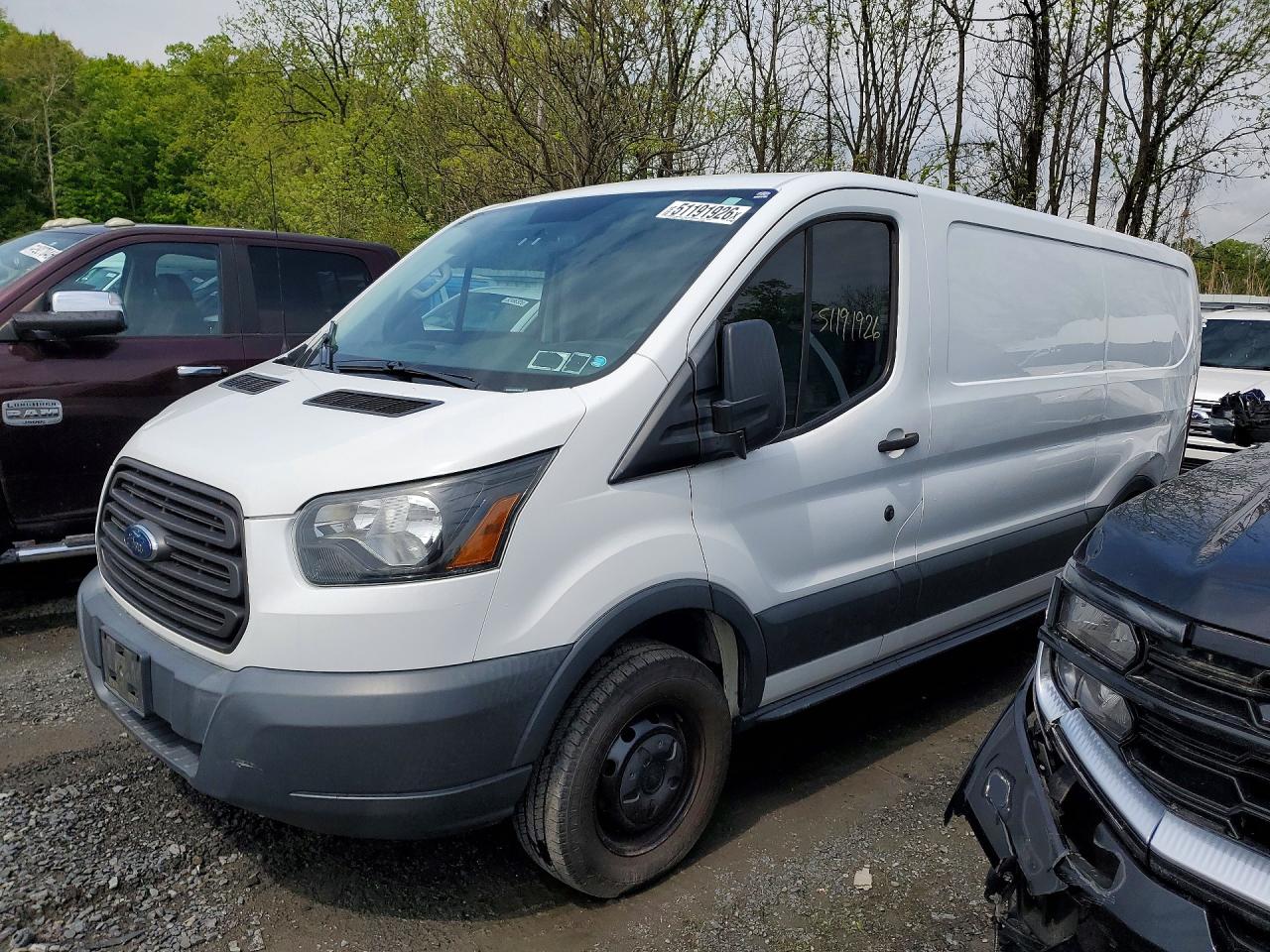 Salvage Ford Transit Image