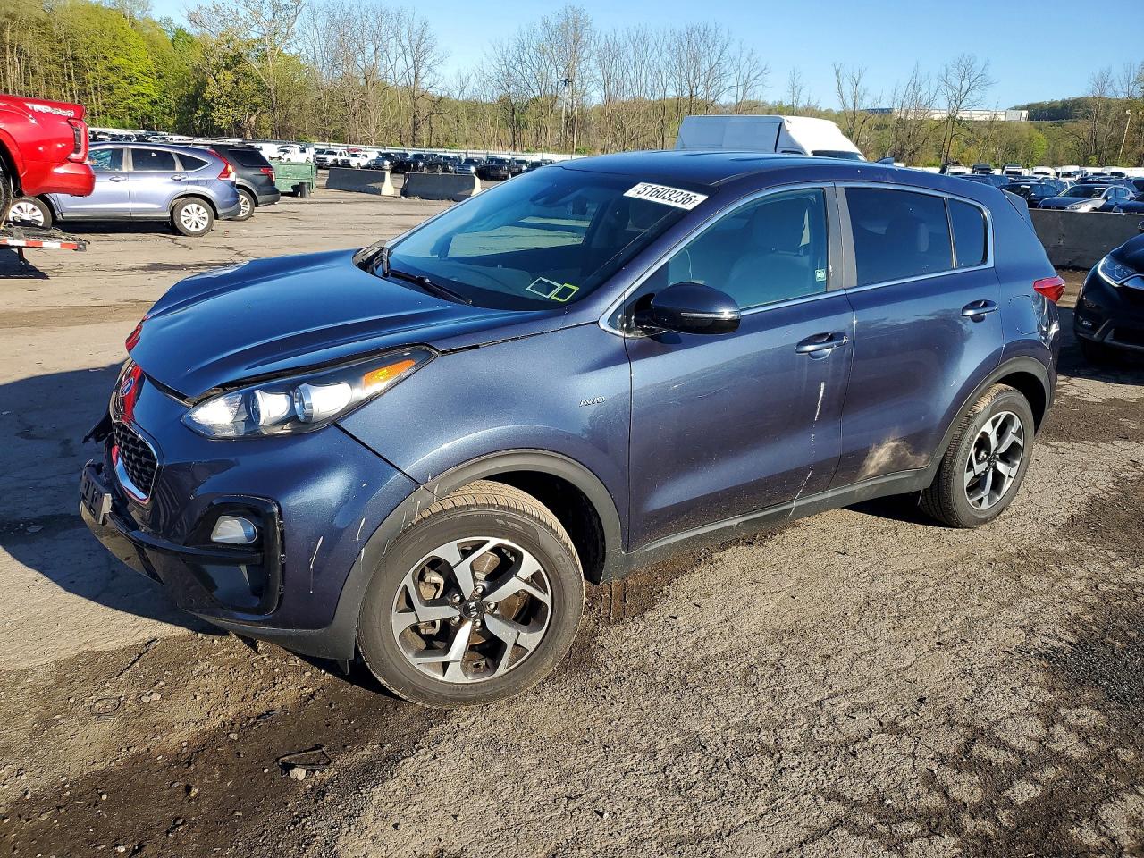 Salvage Kia Sportage Image