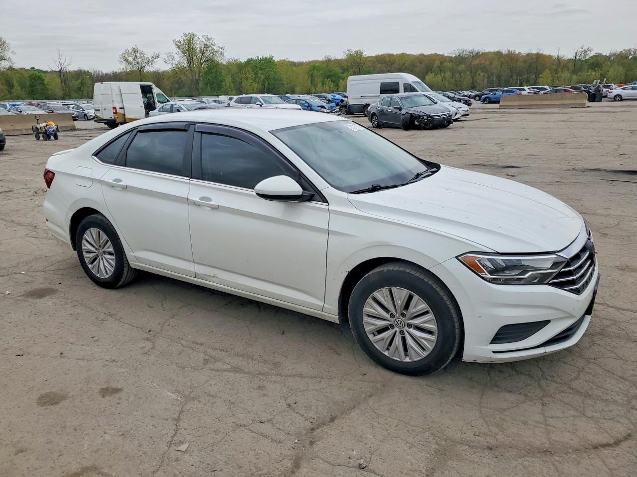 Volkswagen Jetta S