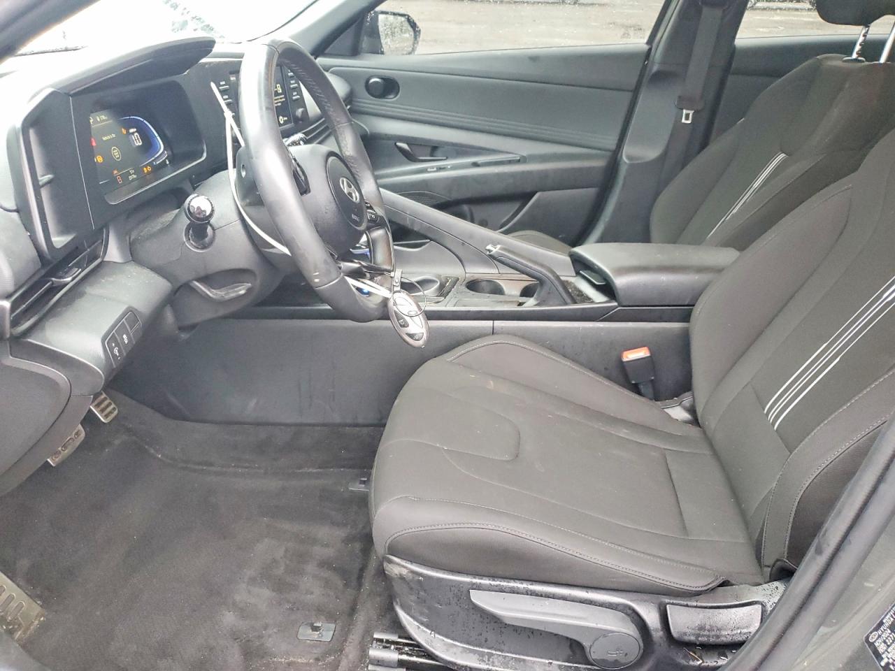 Hyundai ELANTRA Sel Sport