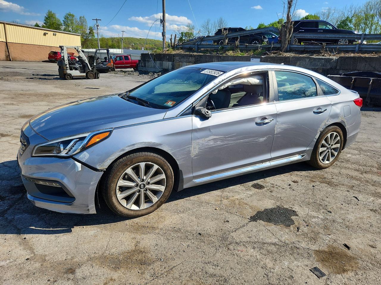 Salvage Hyundai SONATA Image