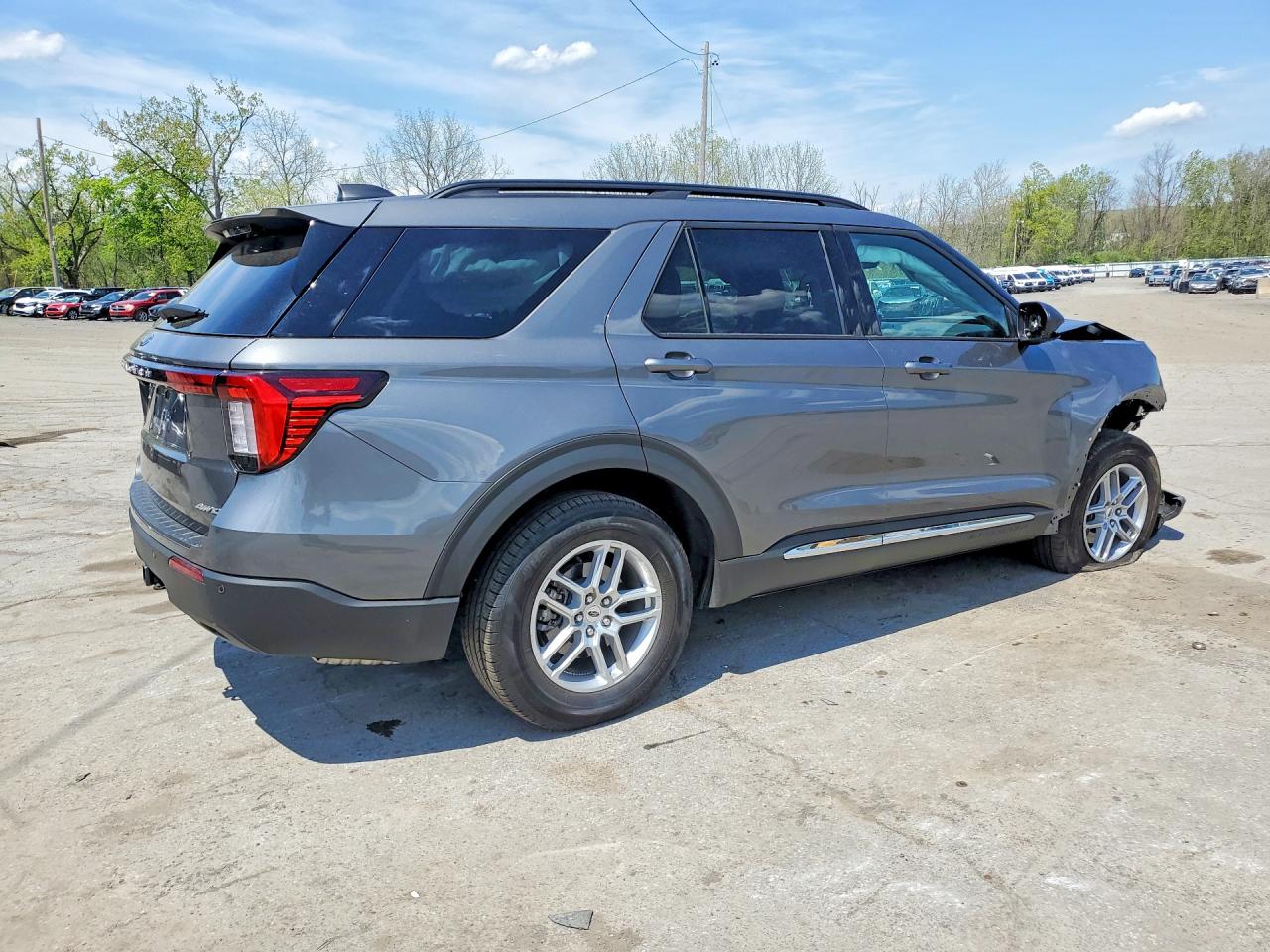Ford Explorer Active