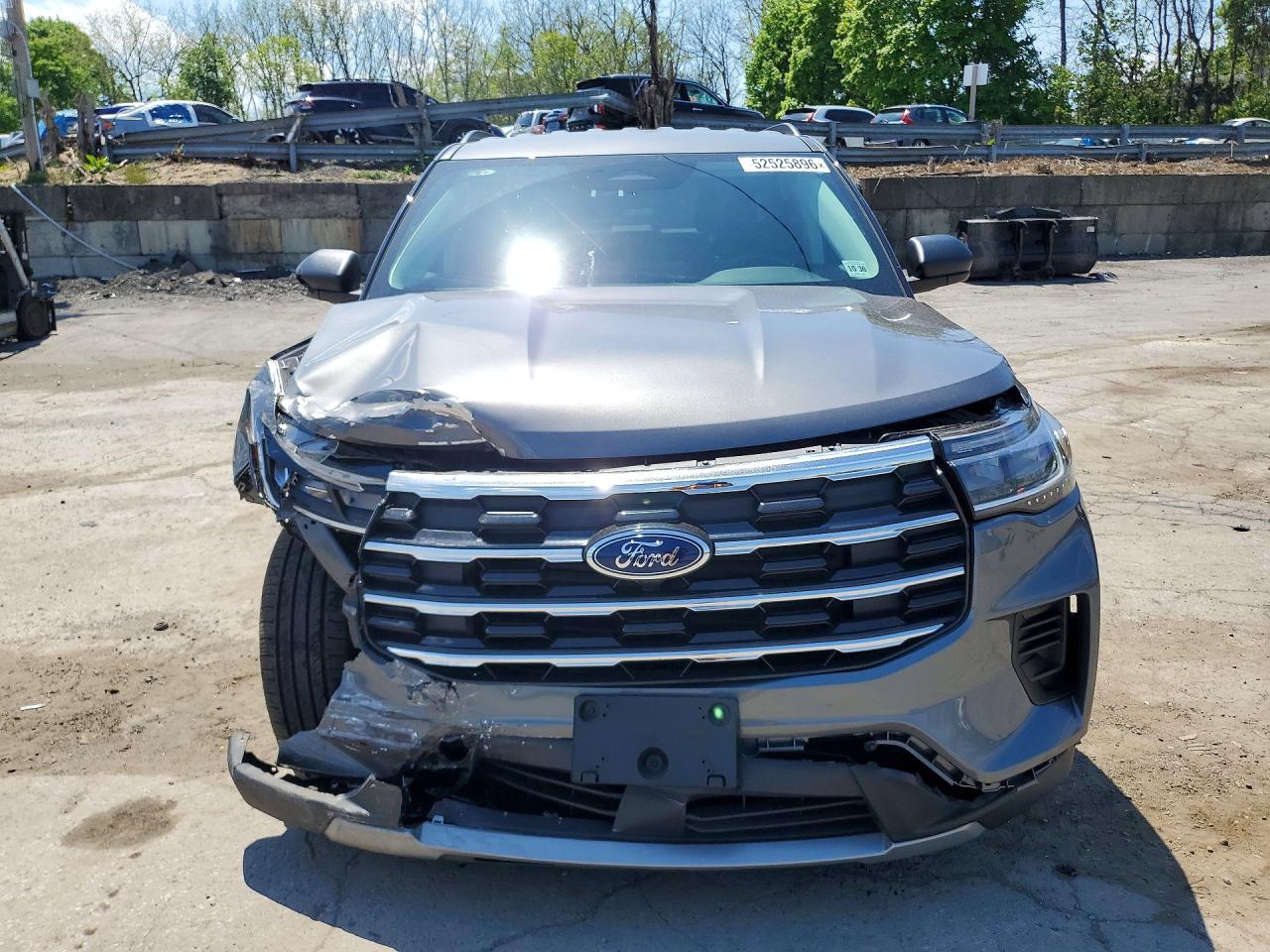 Ford Explorer Active