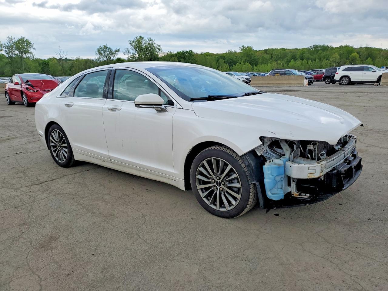 Lincoln MKZ Select