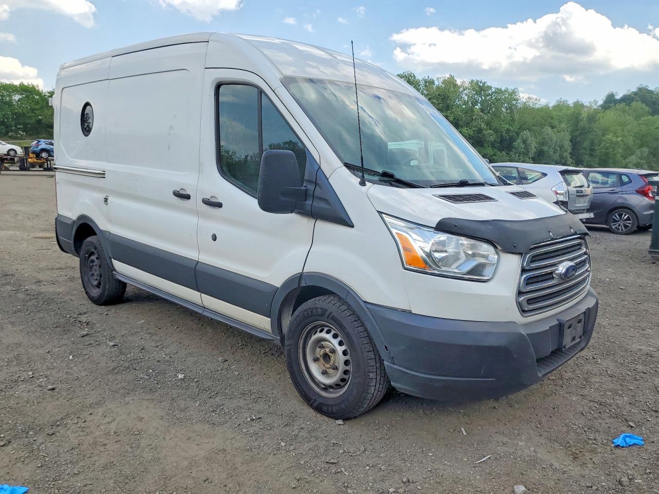 Ford Transit T-250