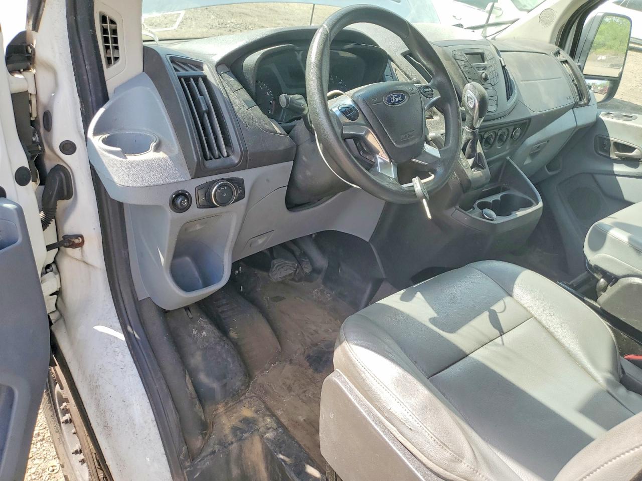 Ford Transit T-250
