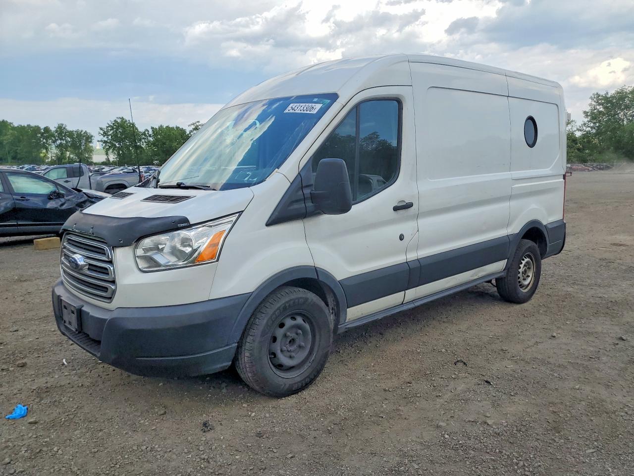 Salvage Ford Transit Image