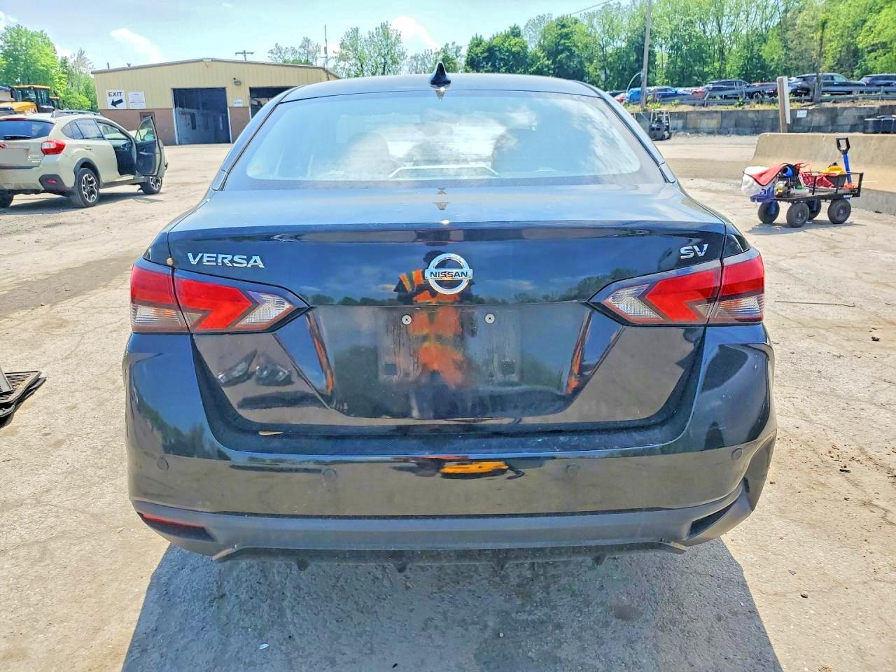 Nissan Versa Sv