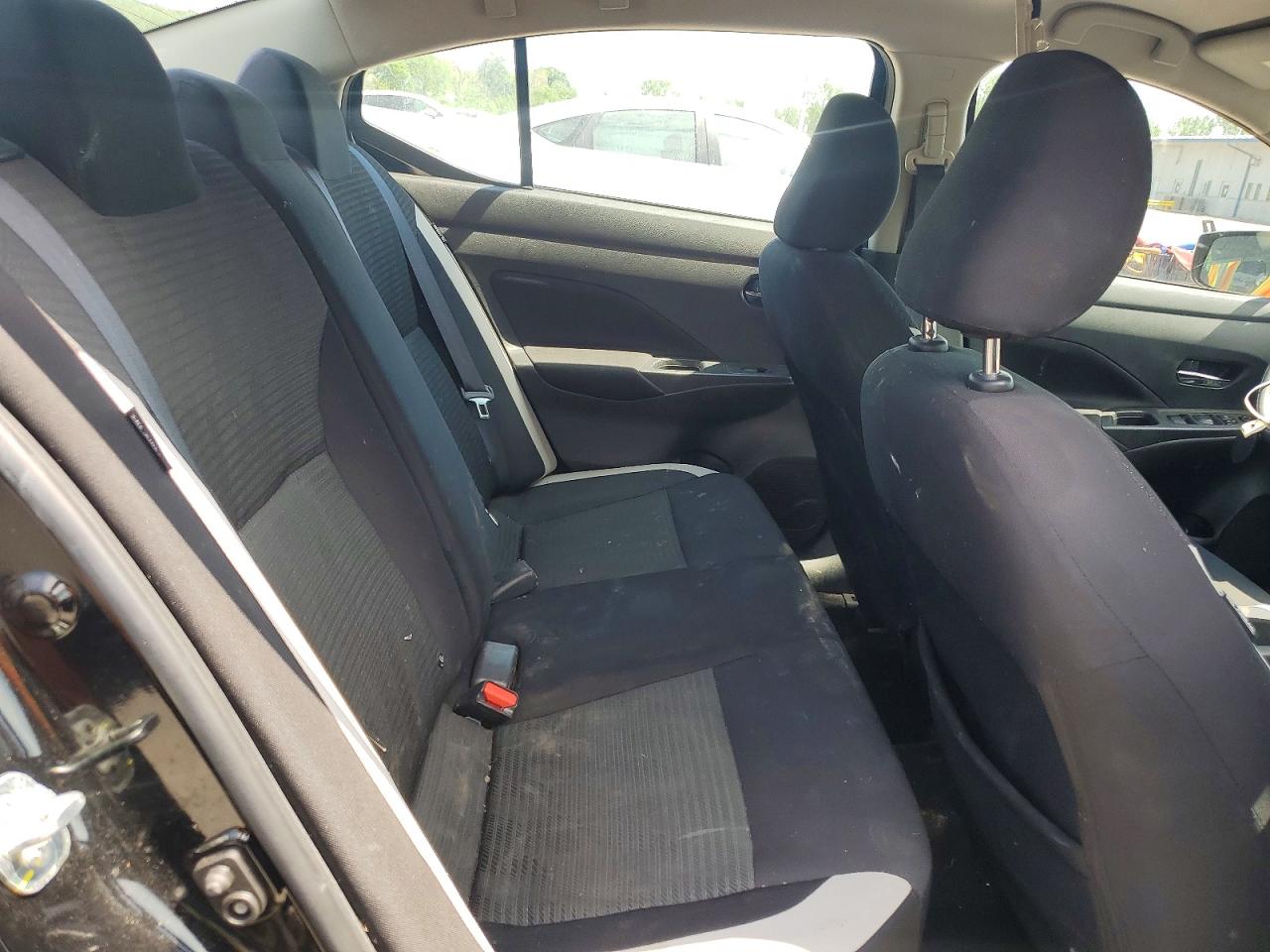Nissan Versa Sv