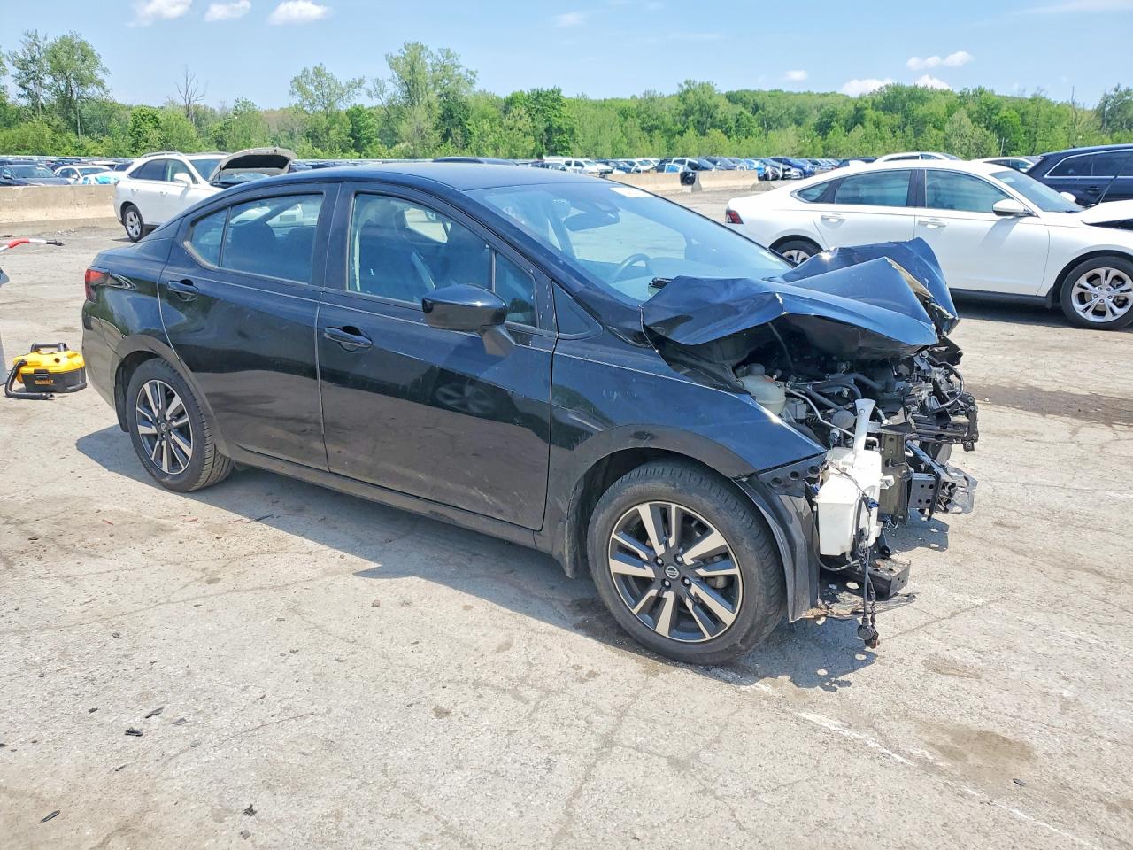 Nissan Versa Sv