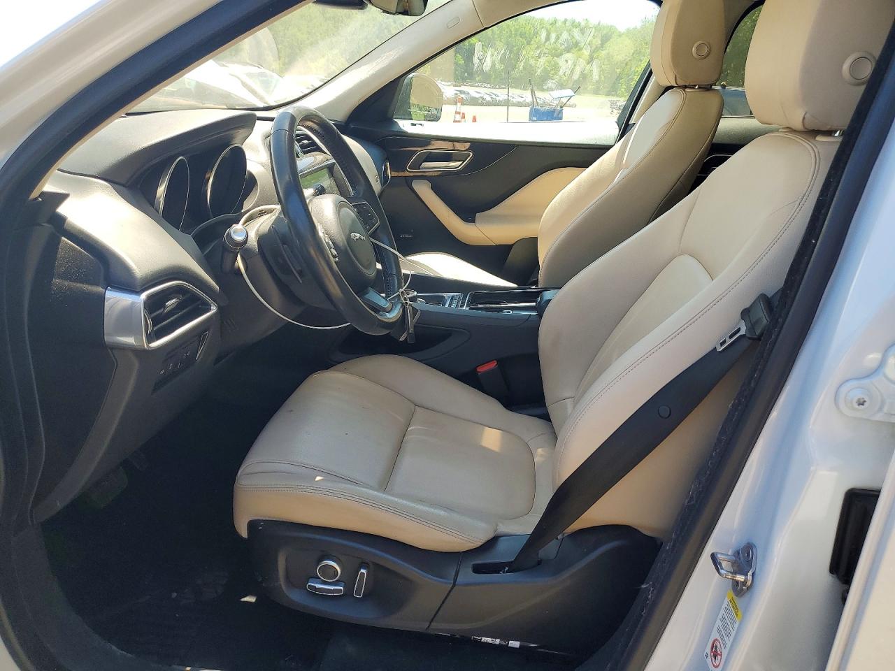 Jaguar F-PACE Premium