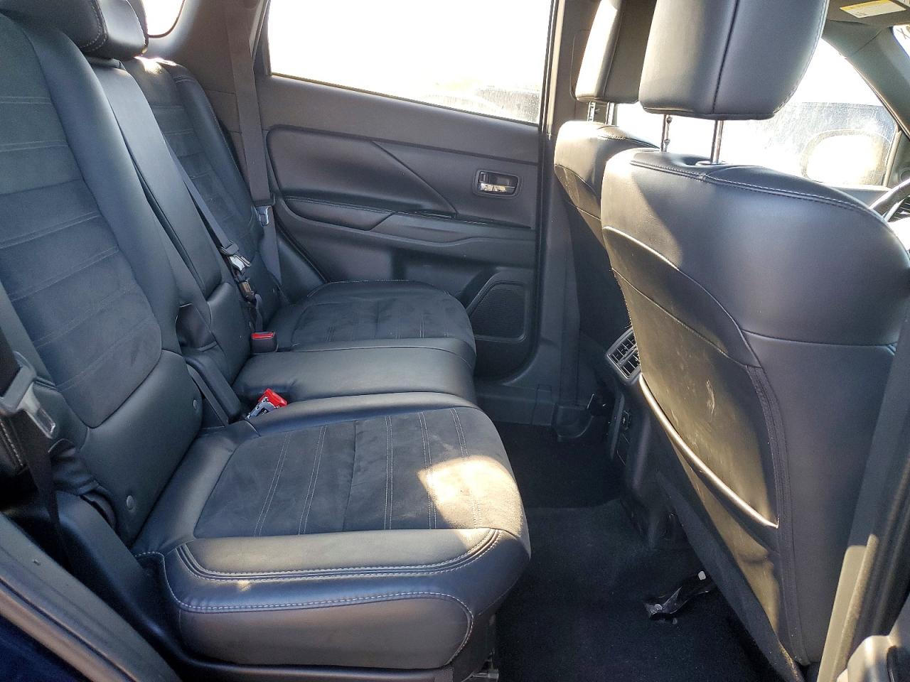 Mitsubishi Outlander Se