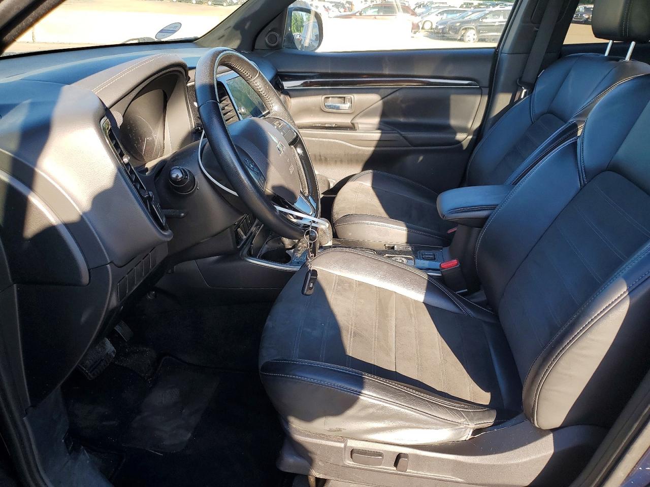 Mitsubishi Outlander Se
