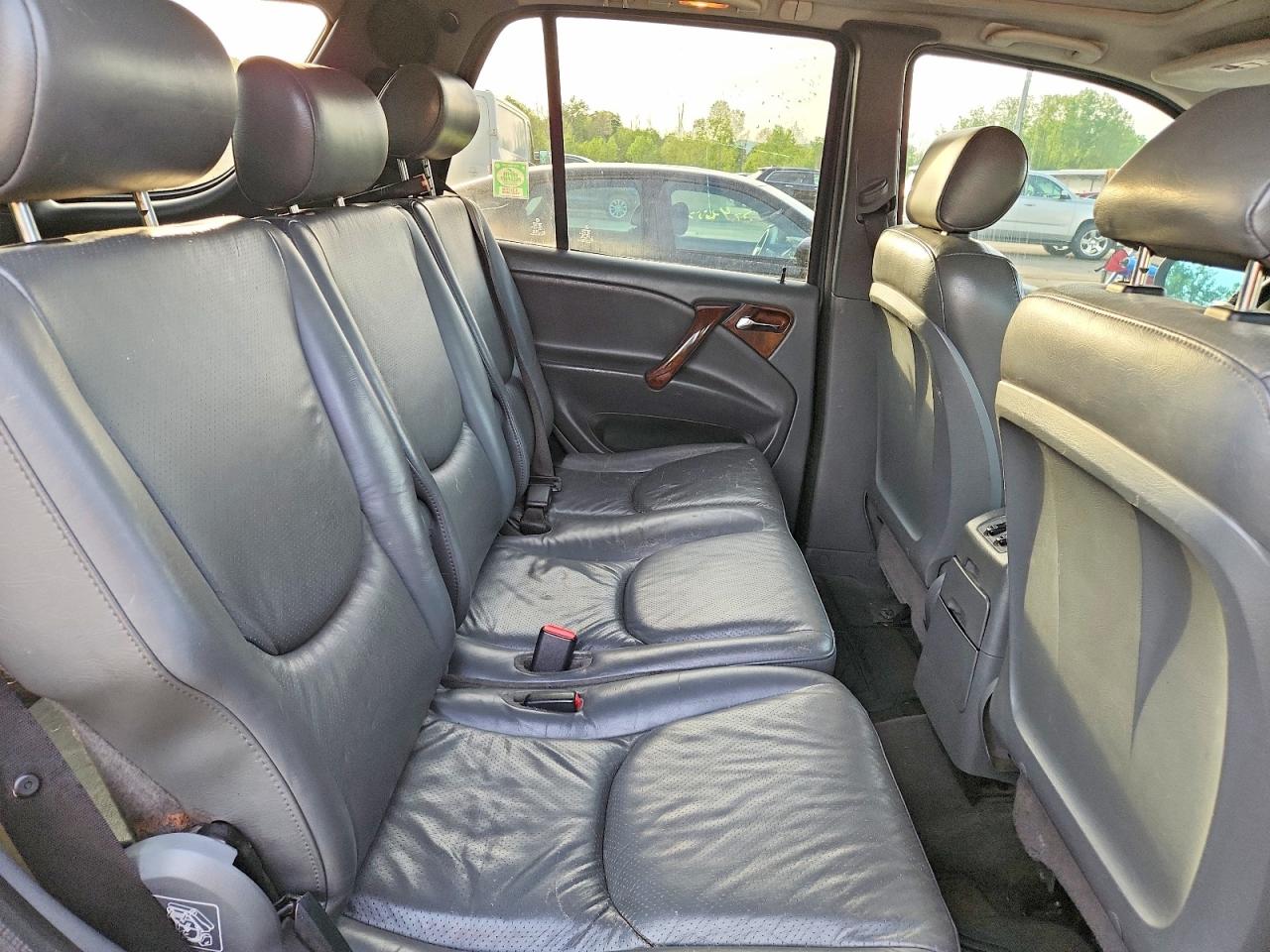 Mercedes-Benz M-Class 320
