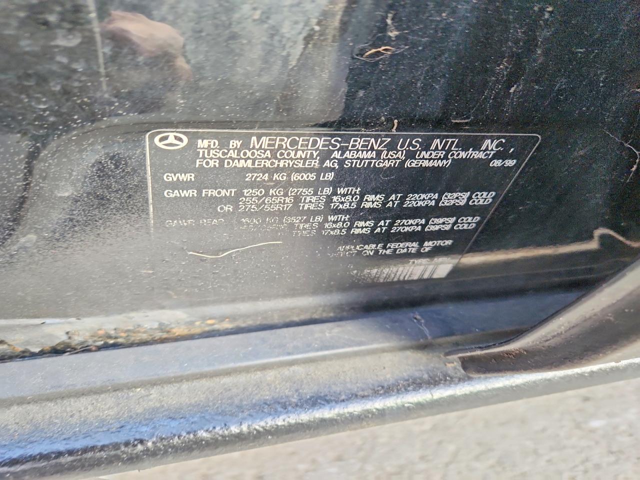 Mercedes-Benz M-Class 320