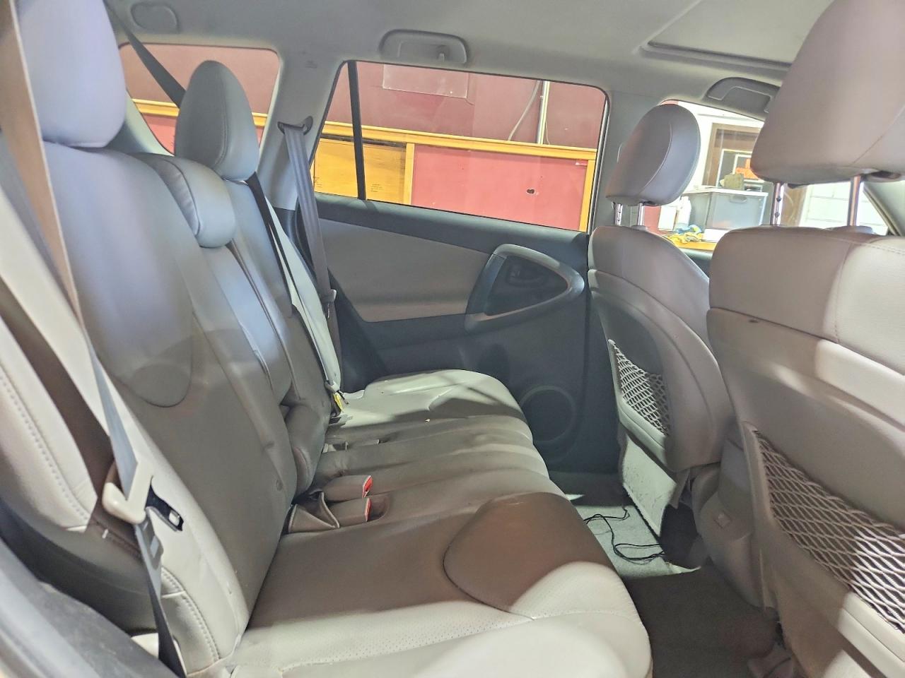 Toyota RAV4 Limited