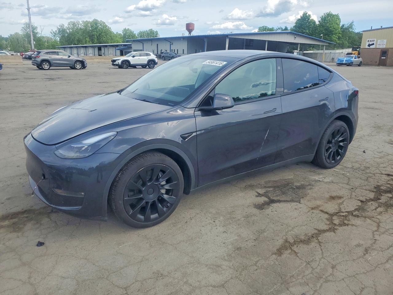 Salvage Tesla Model Y Image