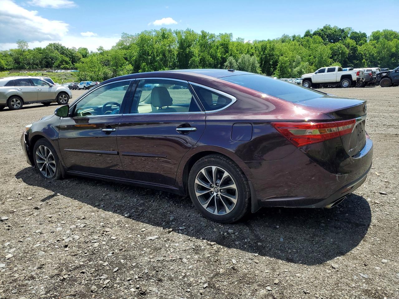 Toyota Avalon Xle