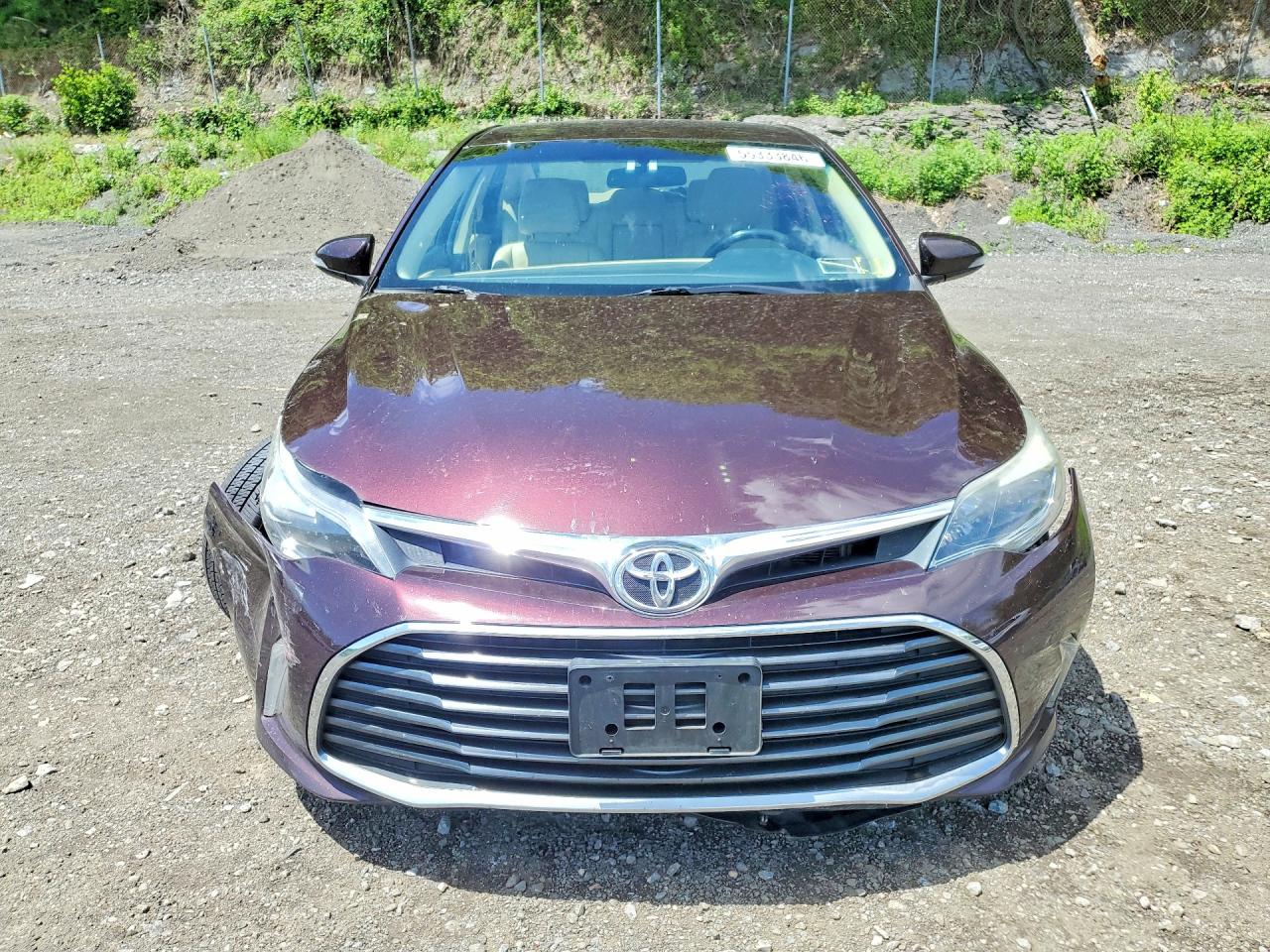 Toyota Avalon Xle