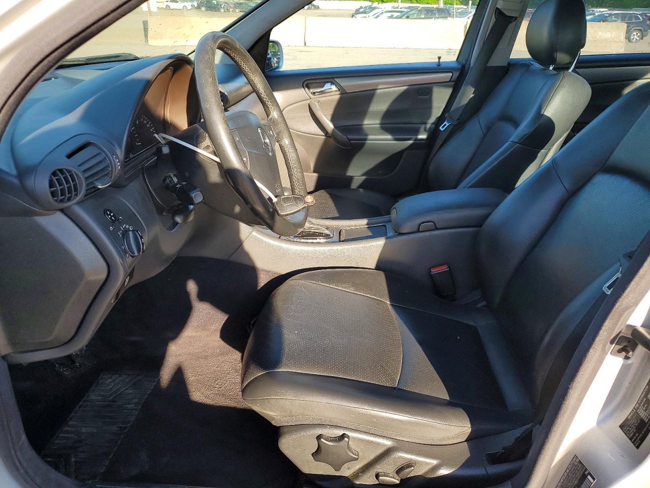 Mercedes-Benz C-Class 230k Sport Sedan