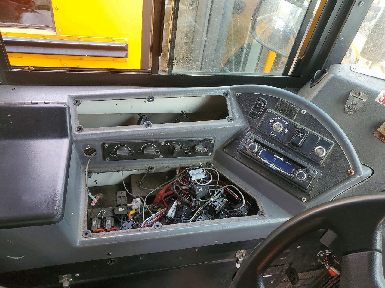 Blub School Bus