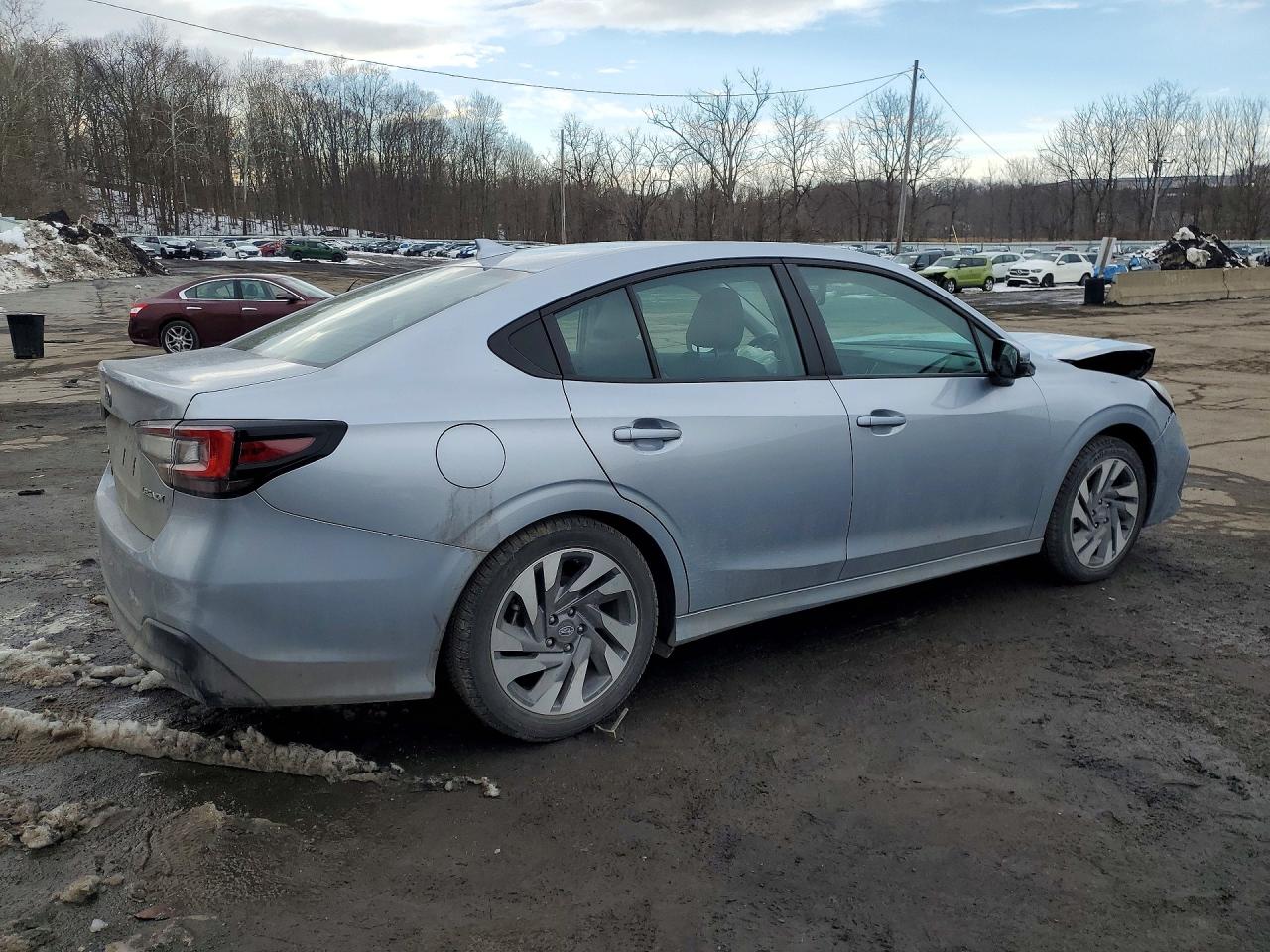 Subaru Legacy Limited