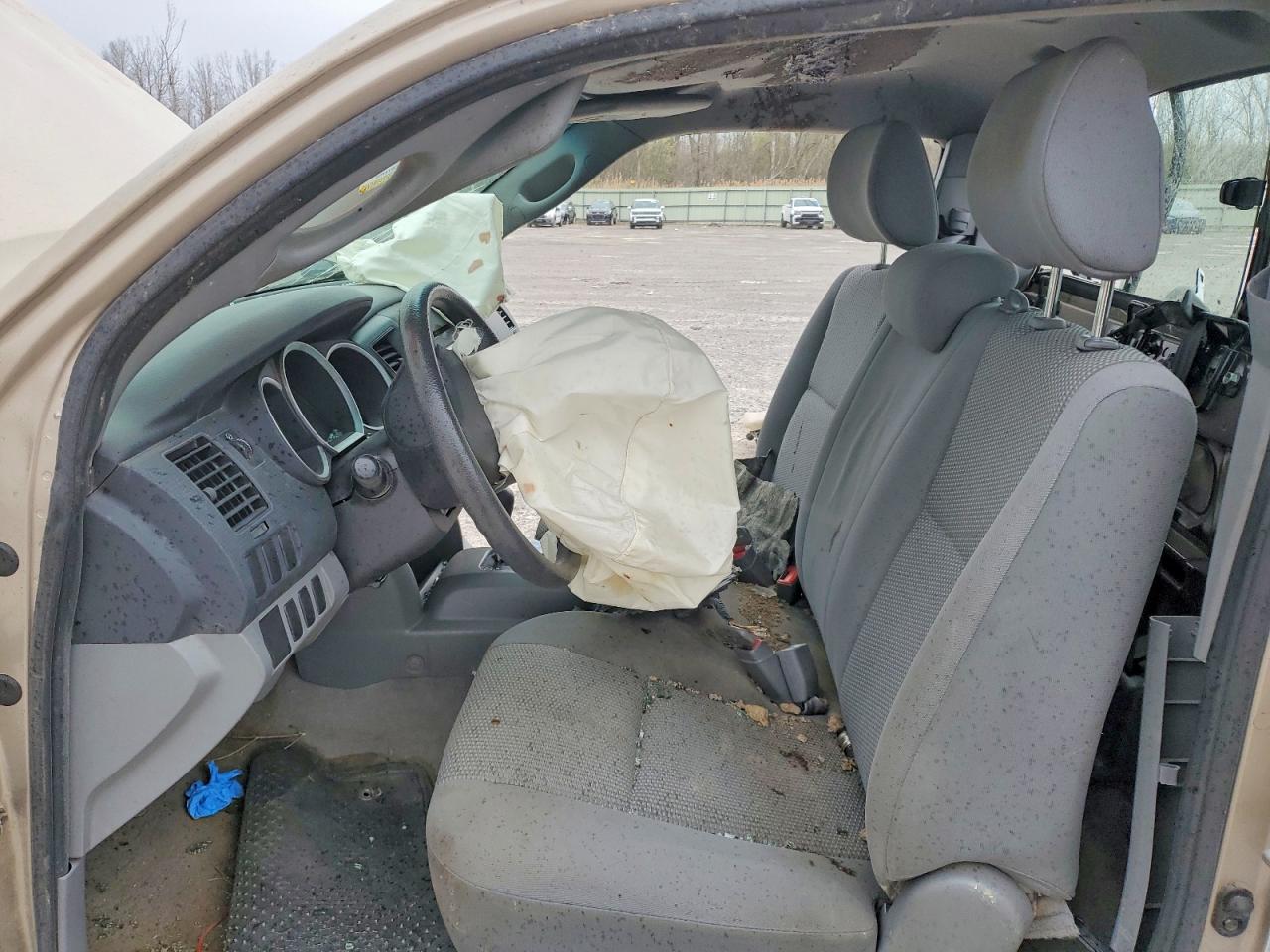 Toyota Tacoma Base