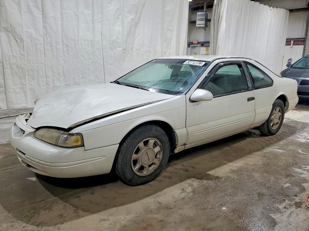 Salvage Ford Thunderbird Image