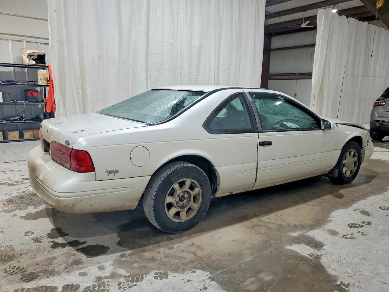 Ford Thunderbird Lx