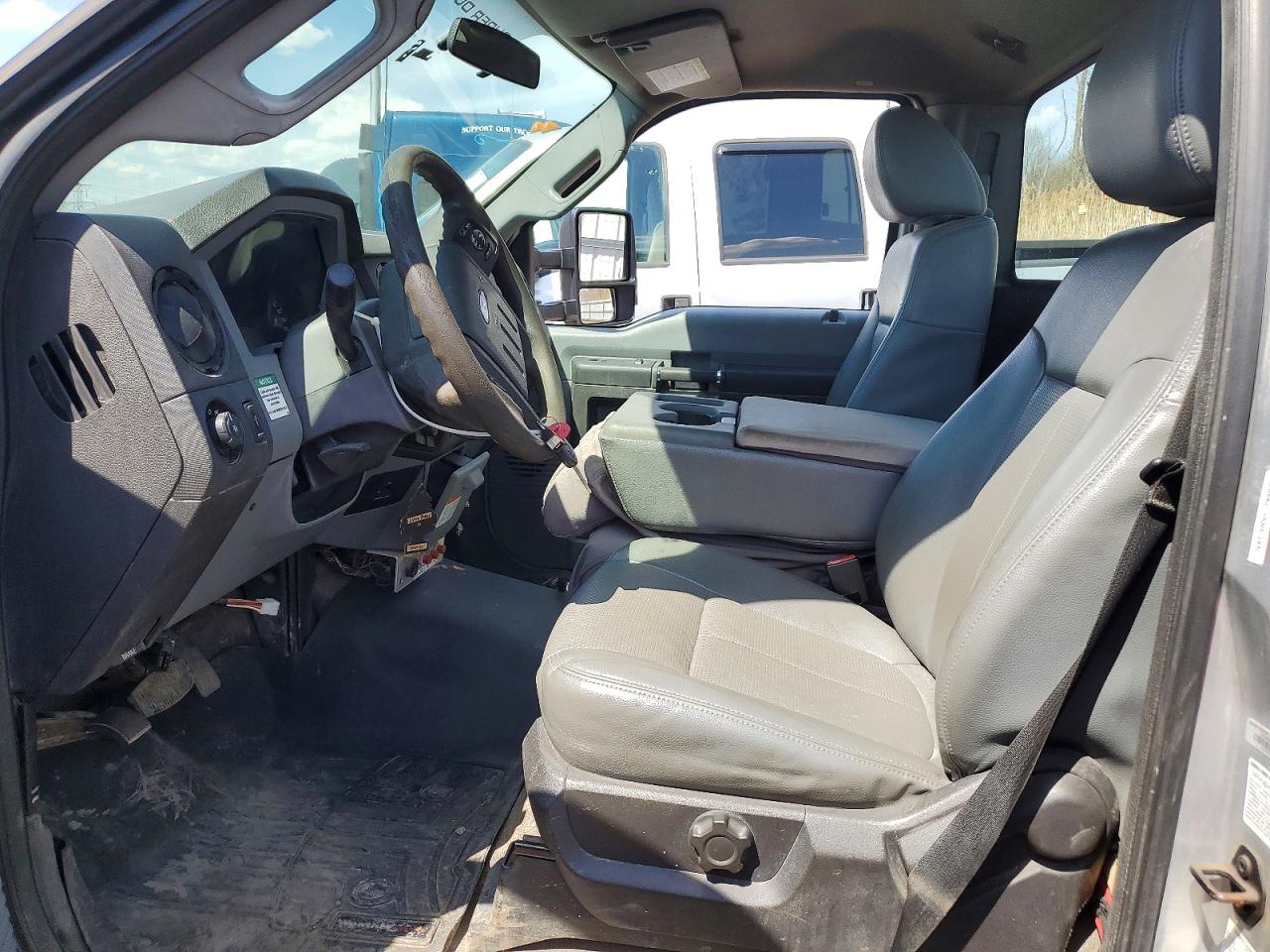 Ford F-550 Super Duty