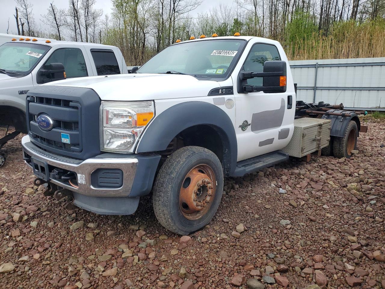 Salvage Ford F-550 Image