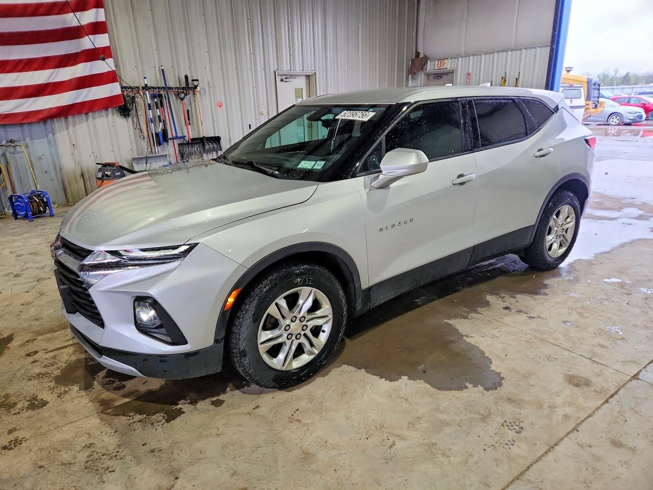 Salvage Chevrolet Blazer Image