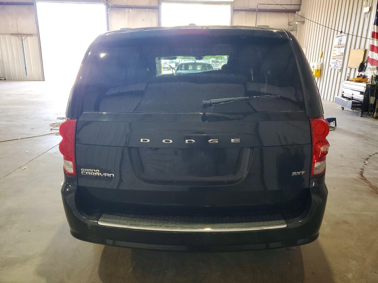 Dodge Caravan Sxt