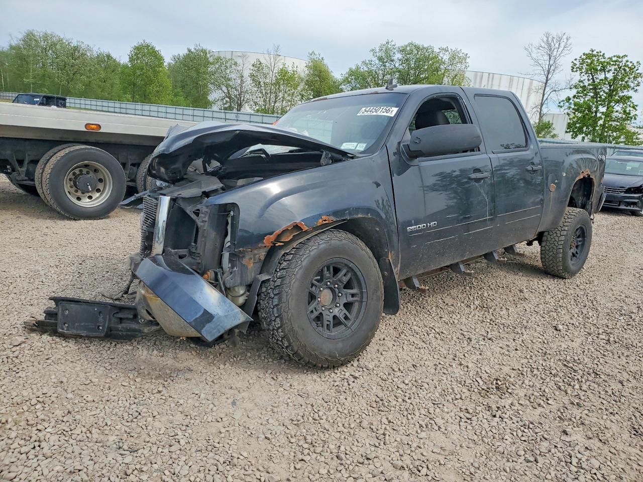 Salvage GMC Sierra Image